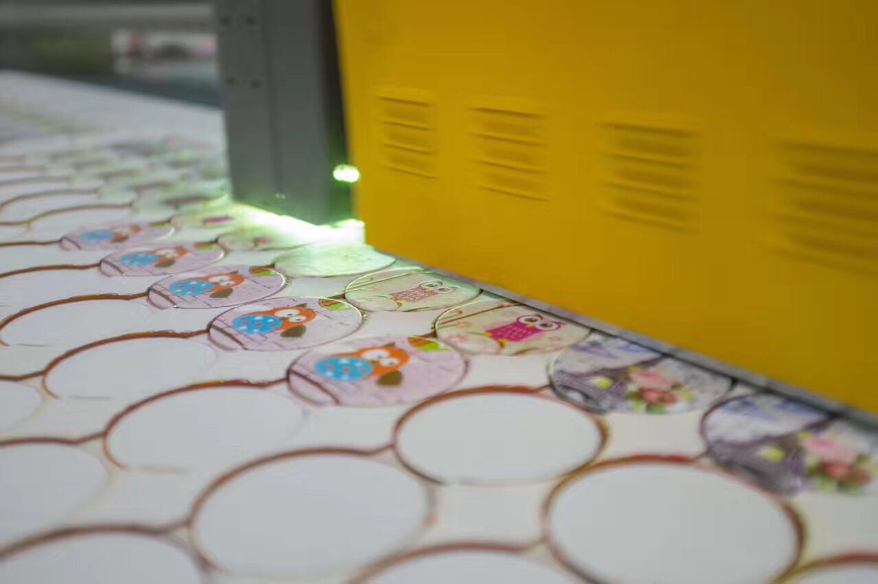 UV打印機(jī)|UV平板打印機(jī)|萬能打印機(jī)|平板打印機(jī)|UV機(jī)|龍潤|8d|彩印機(jī)|平板打印機(jī)價(jià)格|萬能打印機(jī)價(jià)格|萬能彩印機(jī)|UV平板機(jī)|uv打印機(jī)價(jià)格|uv打印機(jī)多少錢|uv打印機(jī)多少錢一臺(tái)